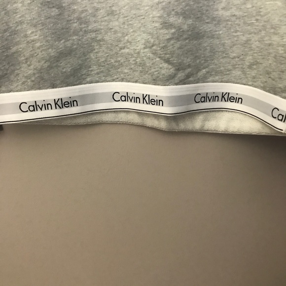 Calvin Klein Lounge Sweatshirt - Picture 3 of 5